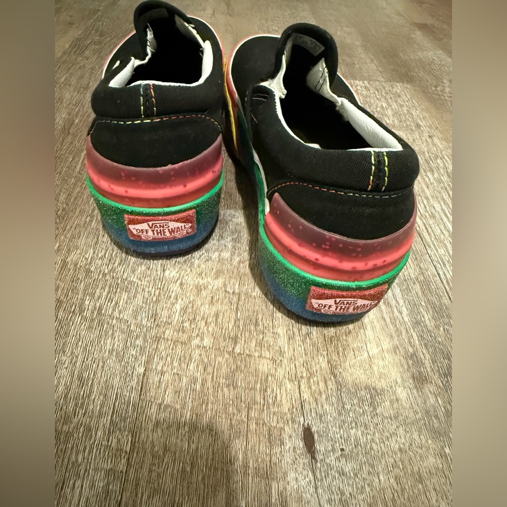 Vans Classic Slip-On Glitter Platforms - Picture 4 of 10